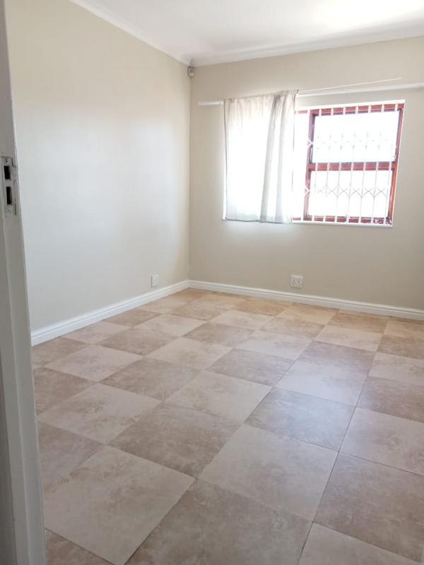 To Let 3 Bedroom Property for Rent in Brooklyn Western Cape